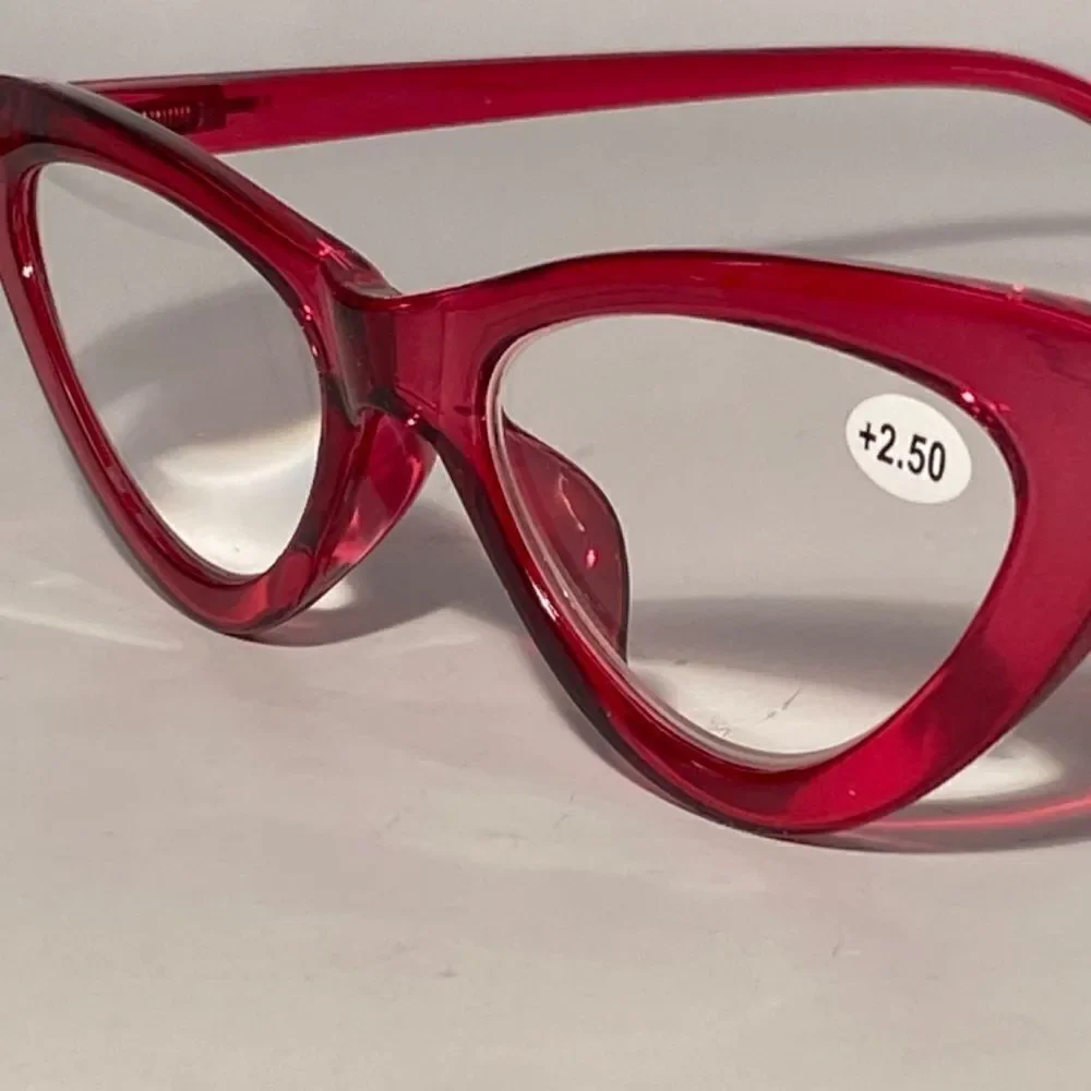 1130 Emma Cateye Reading Glasses 2.50 Red Readers NWT